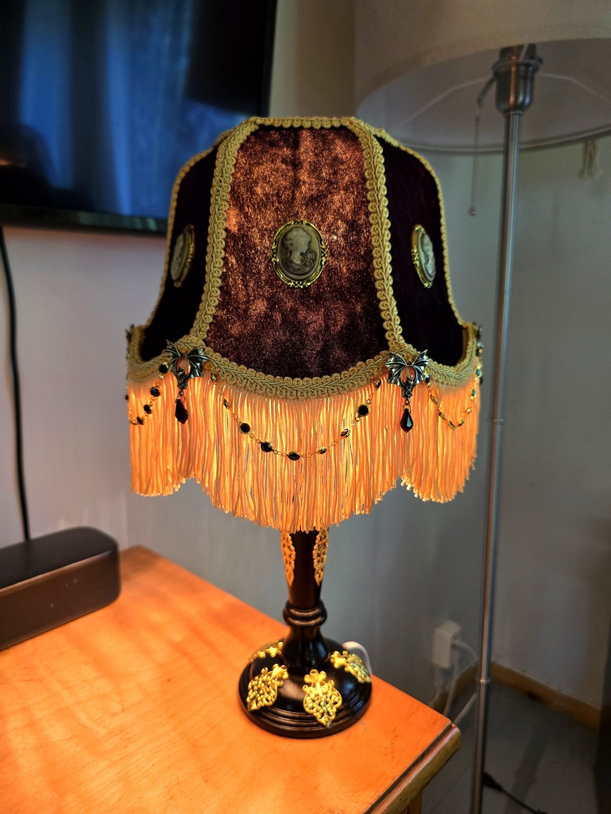 Elvira - Image 7