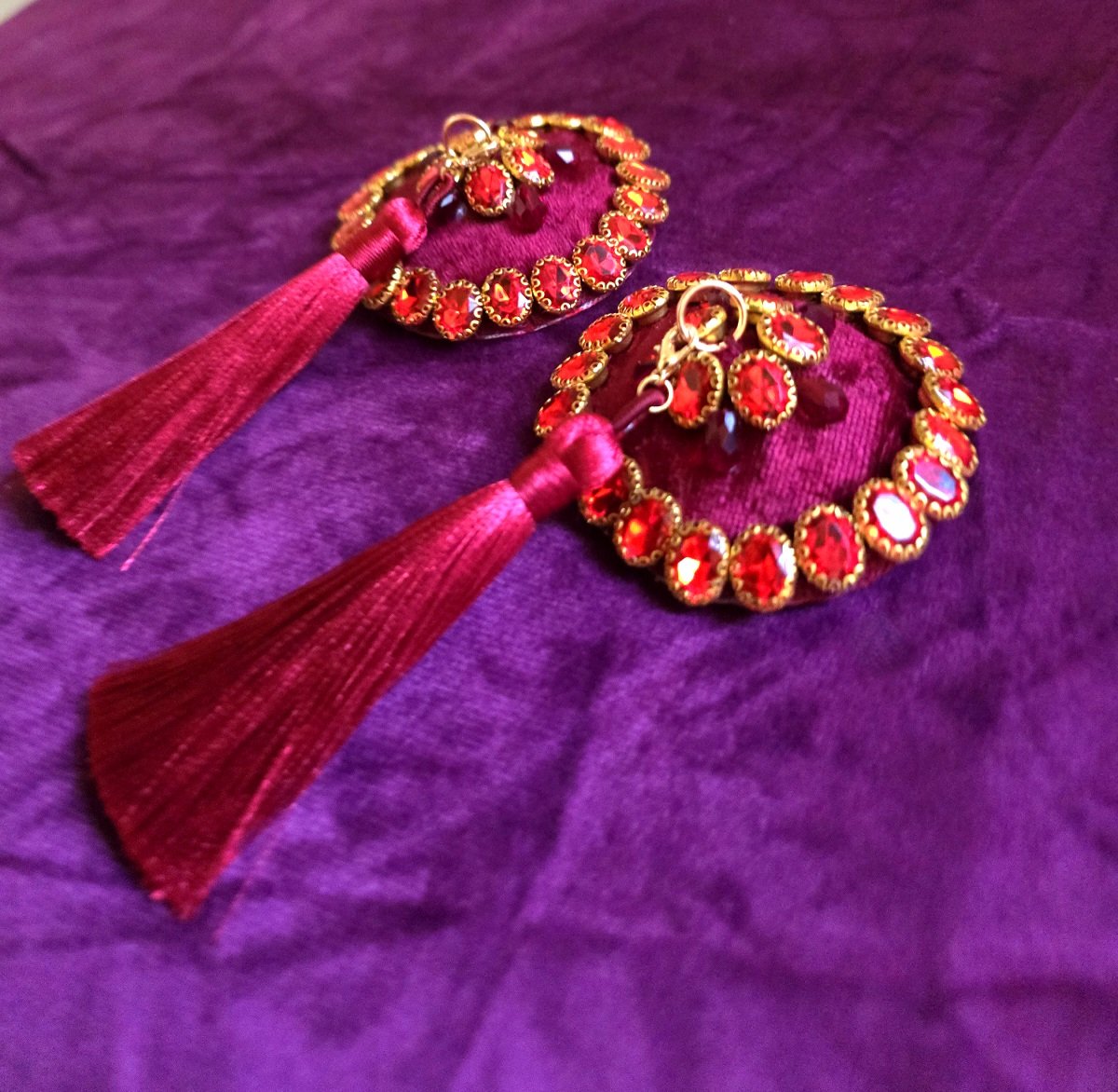 Tasselit Ruby Red